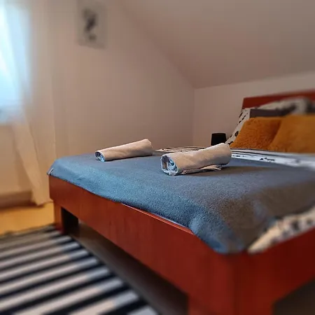 Apartment Zala *